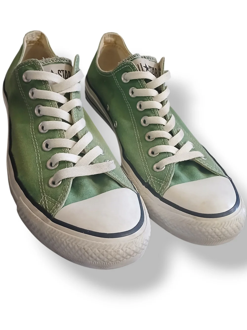 *CALIFORNIA GREENS* Low-Top CONVERSE ALL*STAR Sneakers - Clean Vintage Vibe RARE